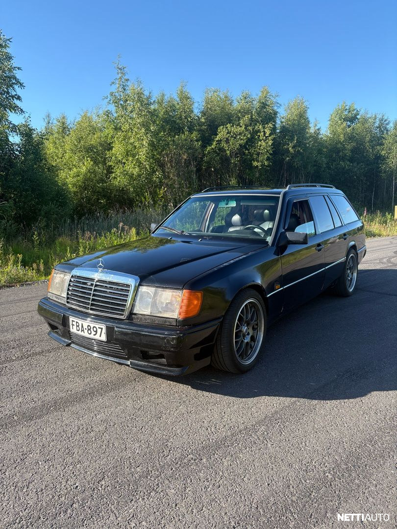 Mercedes-Benz 300