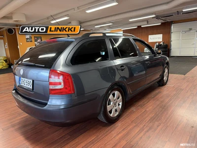 Skoda Octavia Combi 1,8 TSI Elegance 2008, kuva 4/14