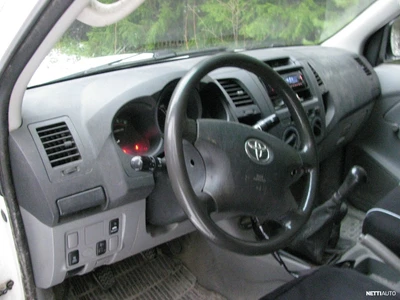 Toyota Hilux pakettiauto 2008, photo 7/11
