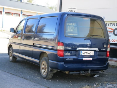 Toyota Hiace 2010, photo 4/13