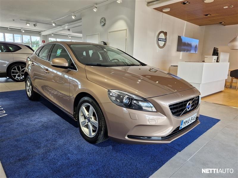 Volvo V40 2015, kuva 3/17