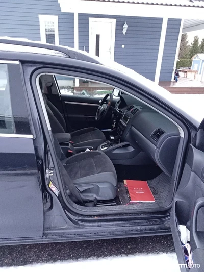 Volkswagen Golf 2009, kuva 4/10