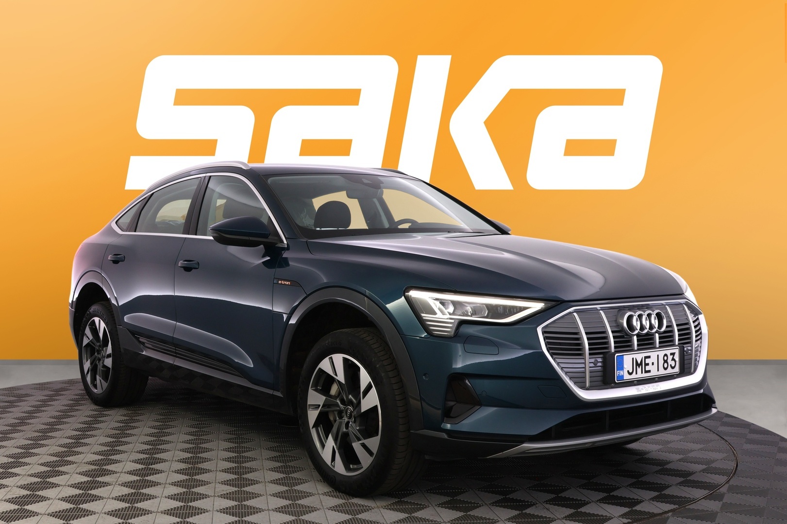 Audi e-tron