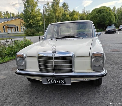 Mercedes-Benz 220 220 Diesel 1972, kuva 2/14