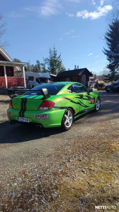 Hyundai Coupe 2006, kuva 3/8