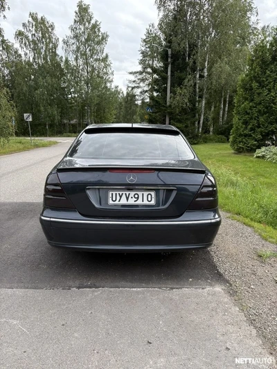 Mercedes-Benz E 2004, kuva 5/10