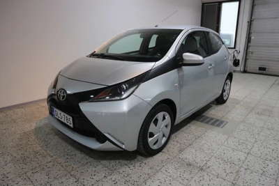 Toyota Aygo 1,0 VVT-i x-play 5ov 2016, kuva 1/8