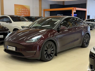 Tesla Model Y Performance 2023, photo 3/10