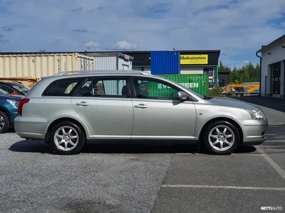 Toyota Avensis VVT-i Linea Terra 2004, kuva 2/24