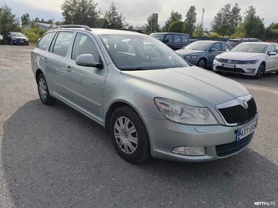 Skoda Octavia 2010, kuva 1/3