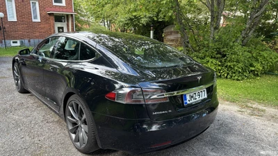Tesla Model S 75D 2018, kuva 5/10