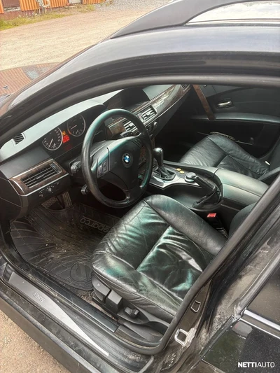 BMW 530 2005, photo 7/9