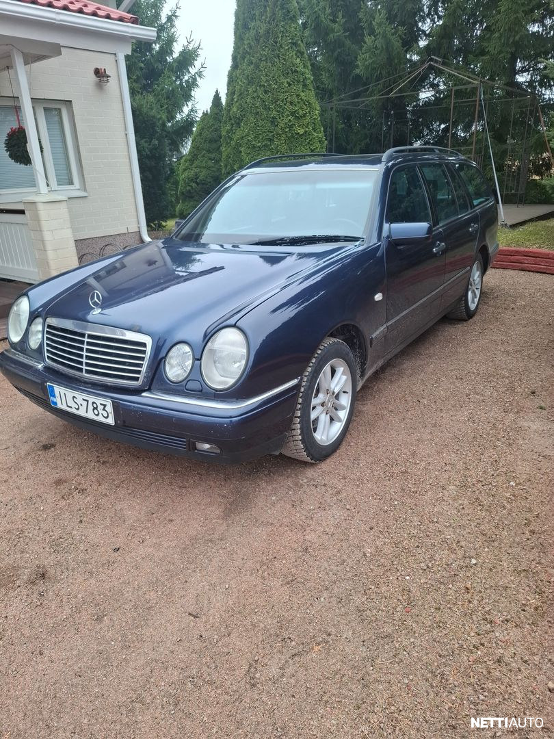 Mercedes-Benz E