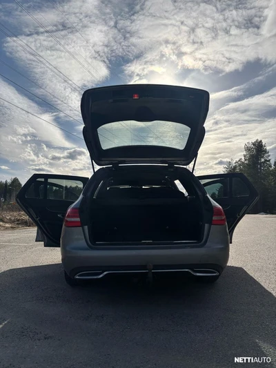 Mercedes-Benz C 2015, kuva 7/9