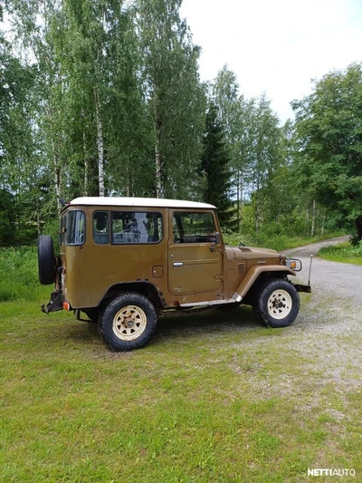 Toyota Land Cruiser BJ 40 1980, photo 5/8