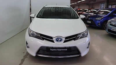 Toyota Auris 2015, kuva 7/10