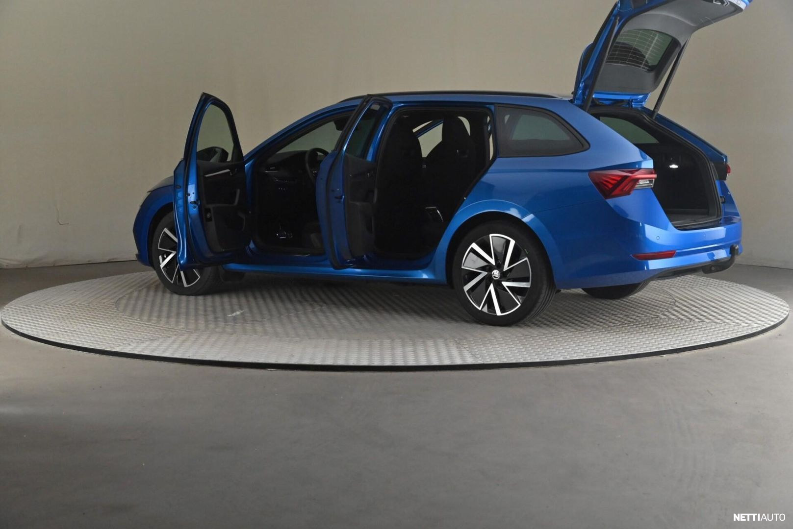 Skoda Octavia 2022, kuva 7/30