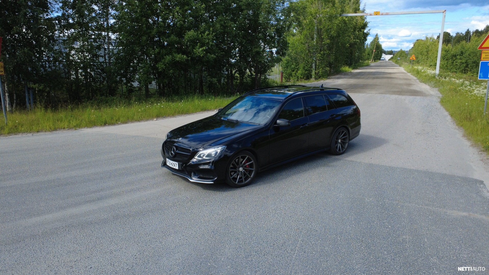 Mercedes-Benz E