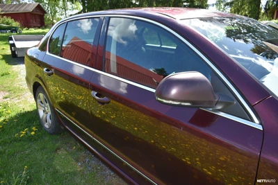 Skoda Superb 1,9 TDI DPF GreenLine 2010, photo 6/13