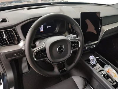 Volvo XC60 2027, kuva 2/5