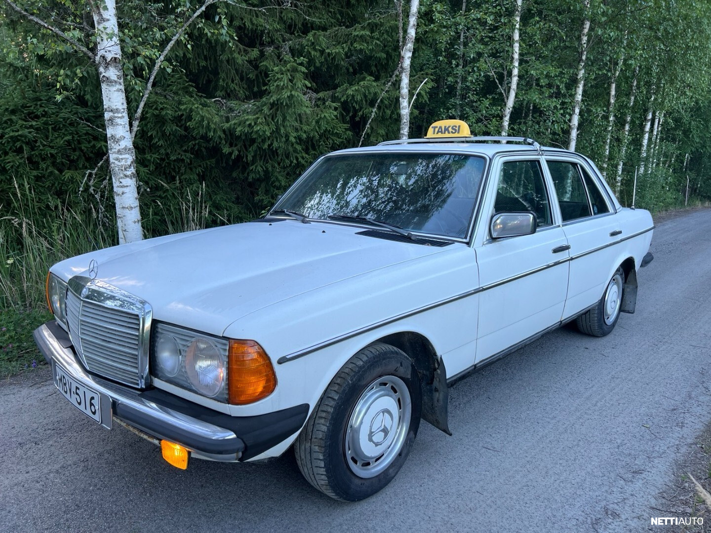 Mercedes-Benz 123