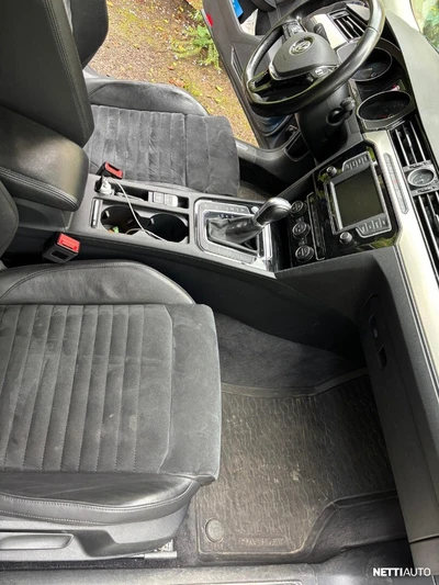 Volkswagen Passat 2015, kuva 6/9