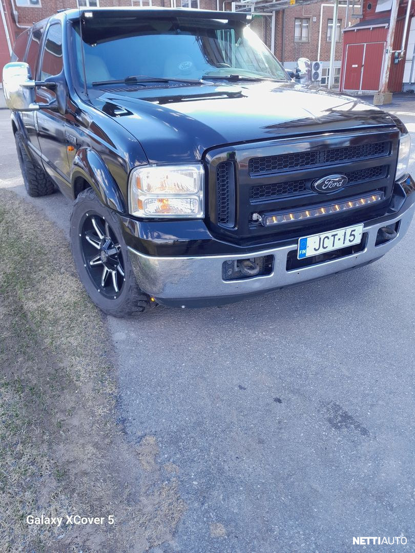 Ford Excursion