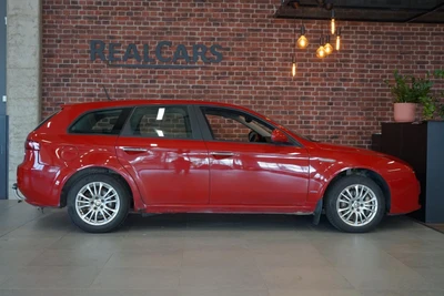 Alfa Romeo 159 2010, kuva 4/10