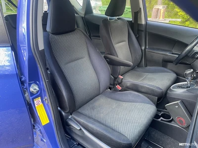Toyota Verso-S 2011, kuva 7/20