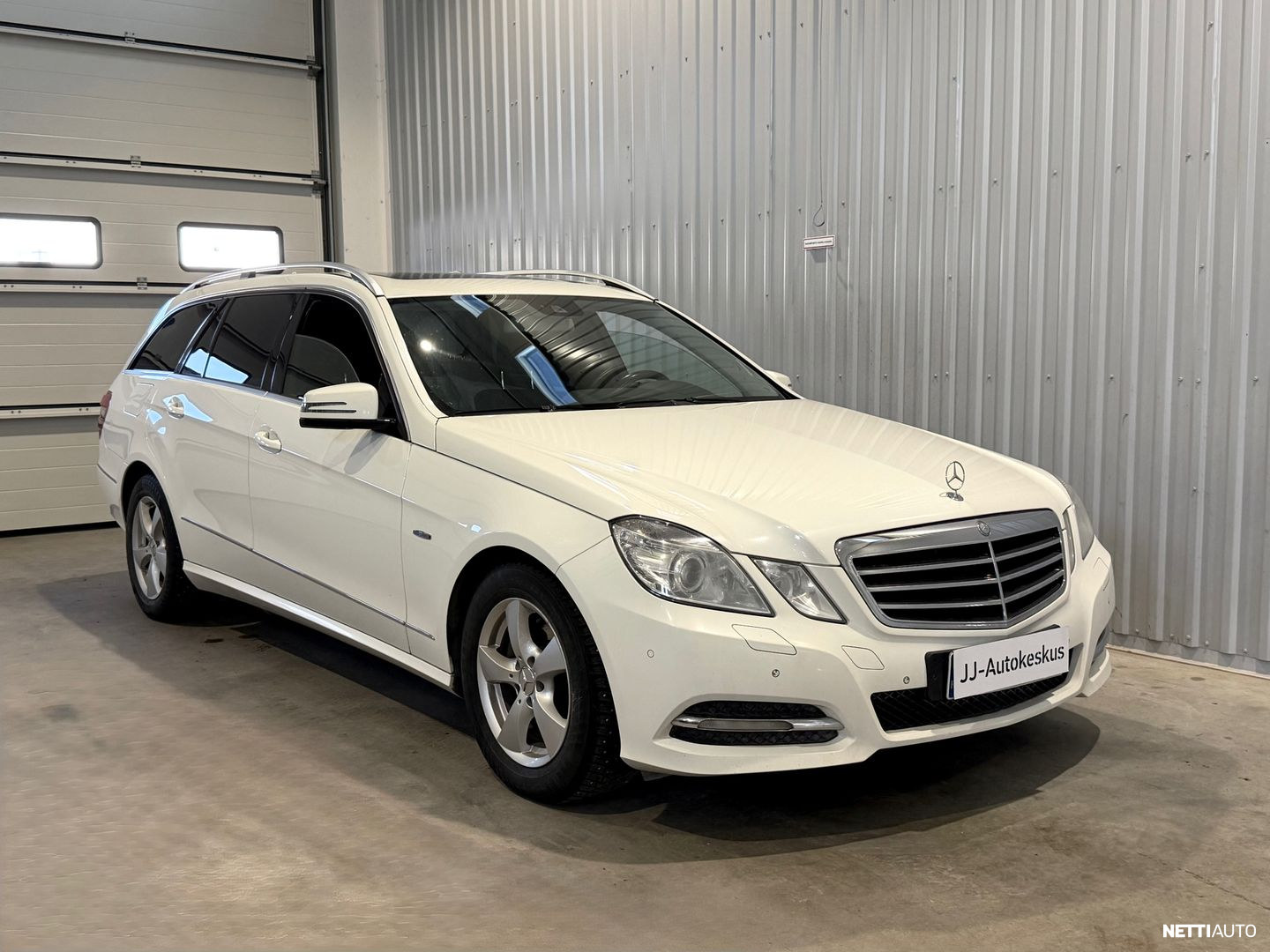 Mercedes-Benz E