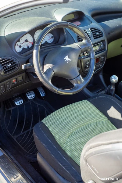 Peugeot 206 CC 2.0 S16 2001, photo 2/10