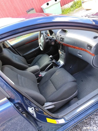 Toyota Avensis 2004, kuva 6/8