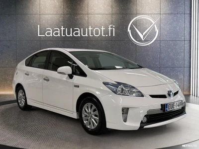 Toyota Prius PHEV Active 2015, kuva 7/28