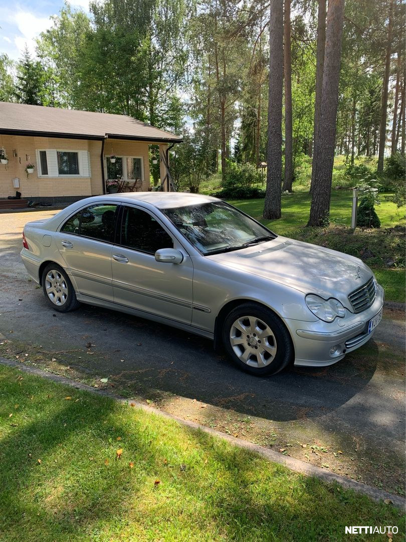 Mercedes-Benz C 200