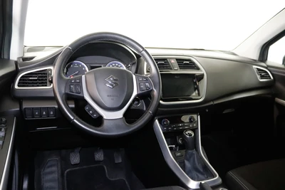 Suzuki SX4 S-Cross 2016, photo 4/4