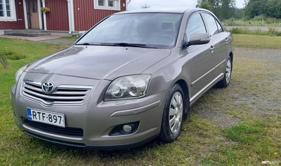 Toyota Avensis Linea Sol Elegant 2006, kuva 1/17