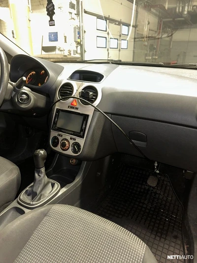 Opel Corsa (AF) 2ov 1220cm3 2007, kuva 4/8