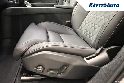 Volvo XC60 T6 AWD Long Range Plus Dark 2027, photo 7/27