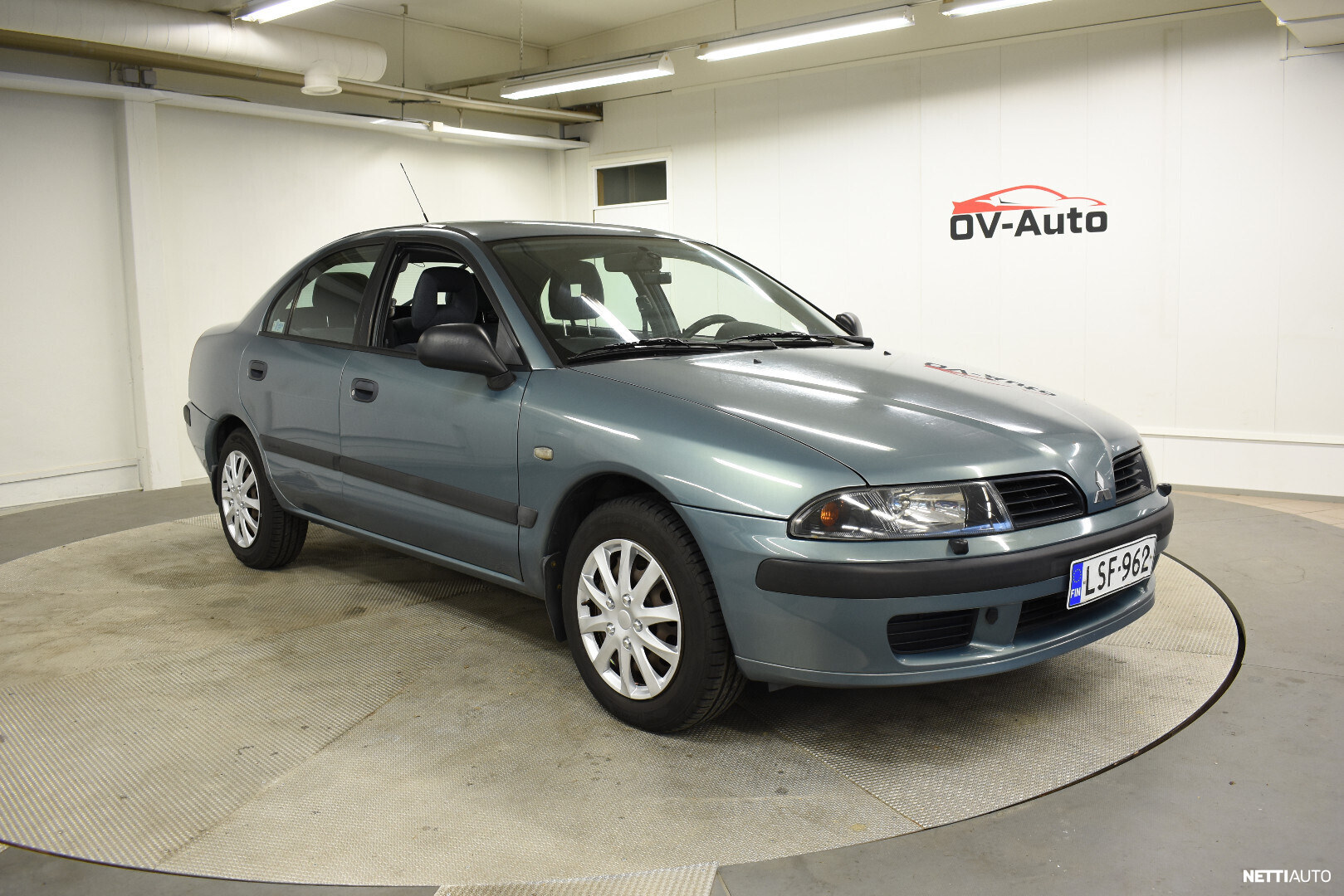 Mitsubishi Carisma