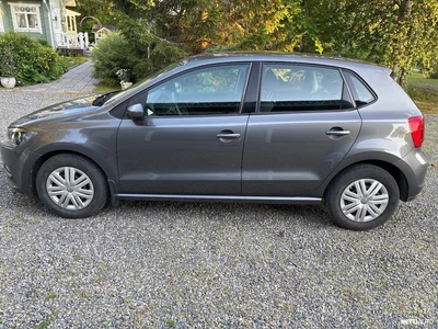 Volkswagen Polo 2016, photo 5/19