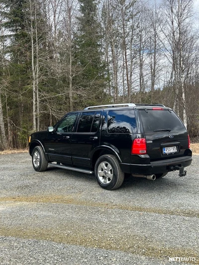 Ford Explorer 2005, kuva 3/11