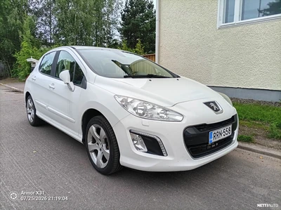 Peugeot 308 Style VTi 120 5-ov 2013, photo 2/12