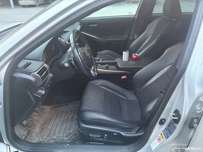 Lexus IS 300h F Sport 2014, kuva 6/8