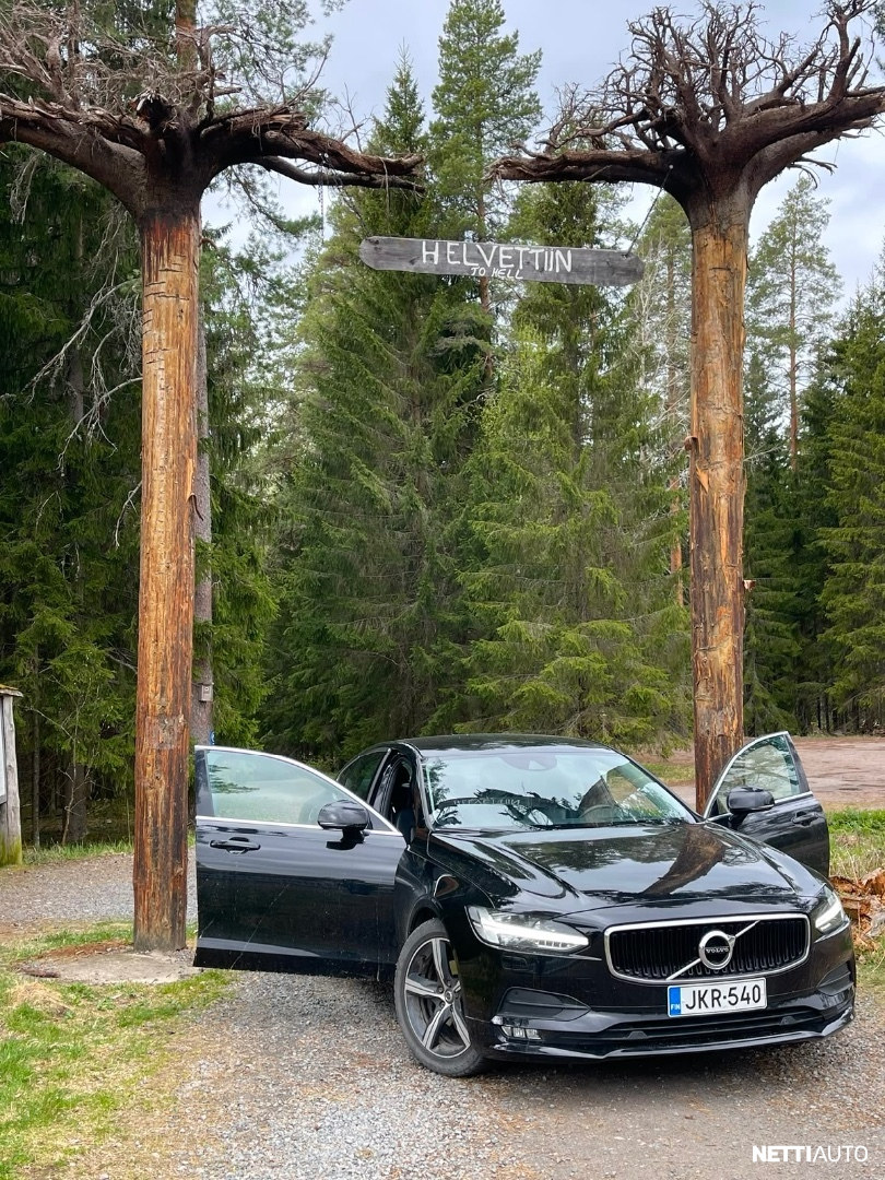 Volvo S90
