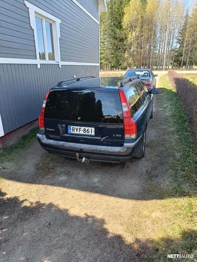 Volvo V70 2002, photo 3/12
