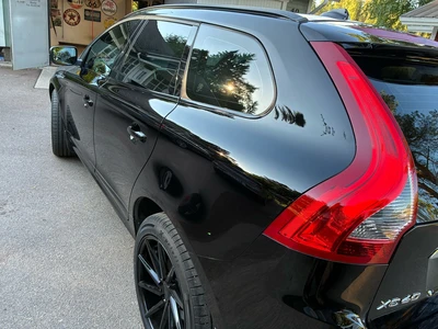 Volvo XC60 D4 AWD Momentum 2014, kuva 7/24