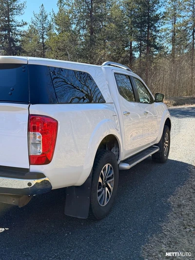 Nissan Navara 2017, photo 6/20