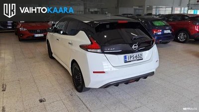 Nissan Leaf 2022, photo 3/10
