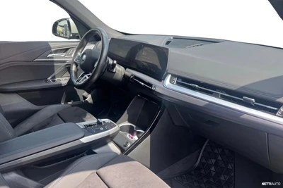 BMW iX1 U11 30 xDrive M Sport 2023, kuva 5/7