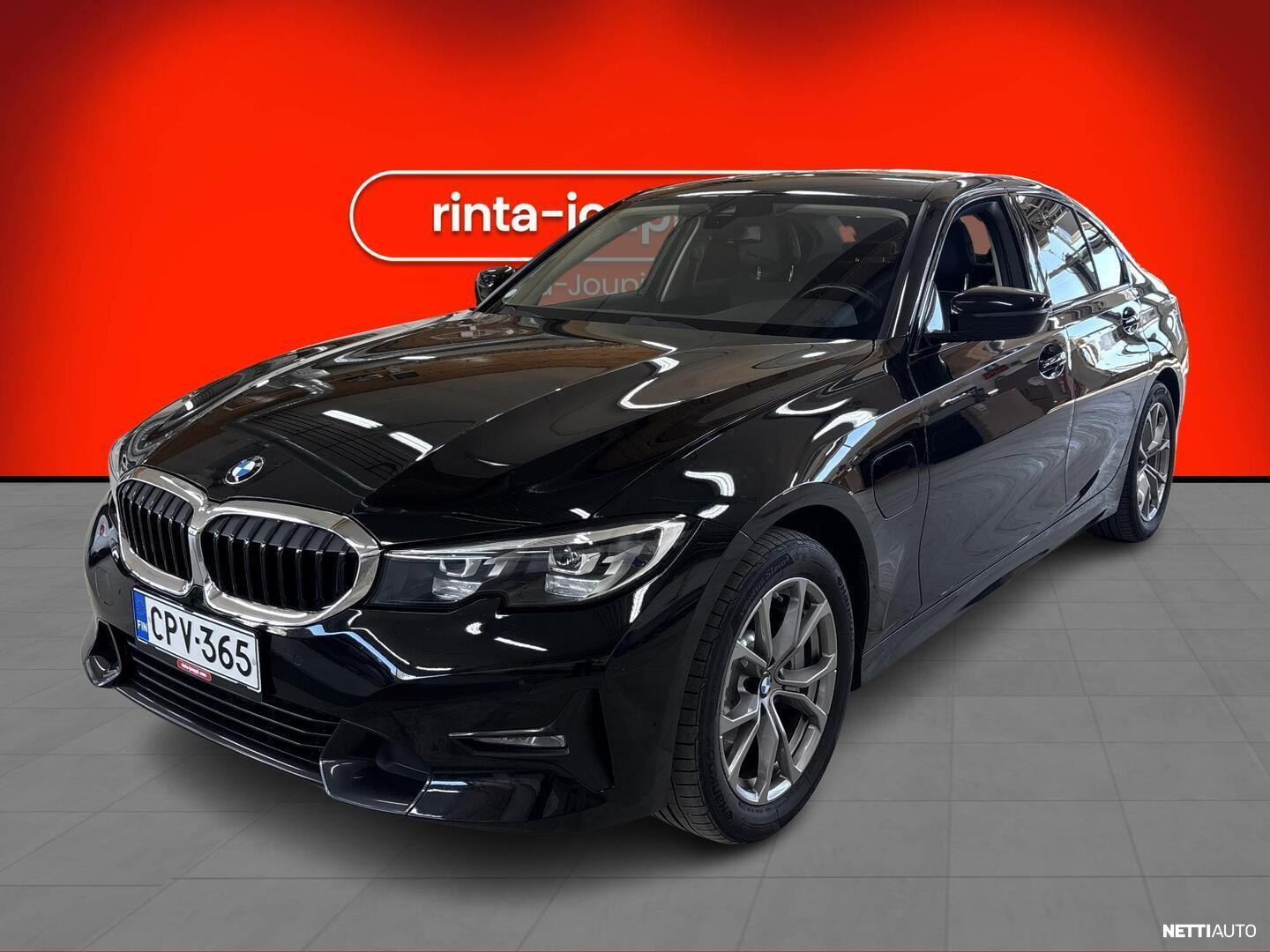 BMW 330